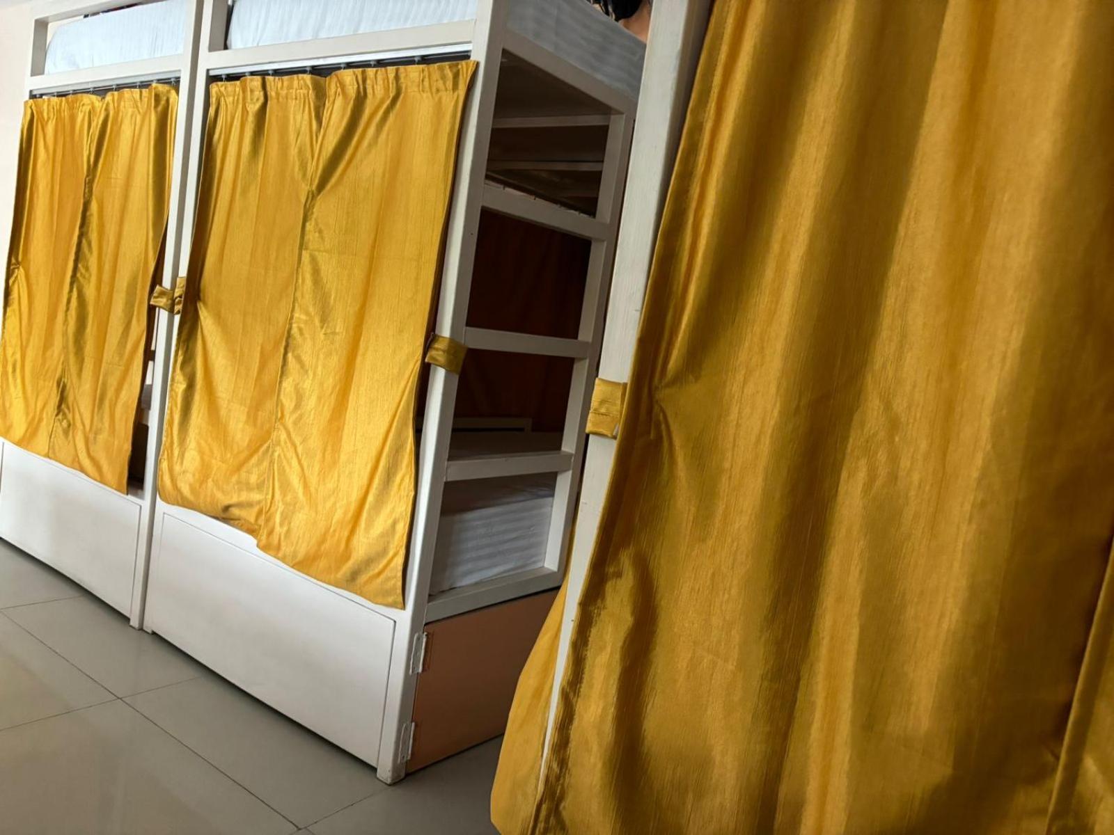 Orange Stays Bénarès Extérieur photo
